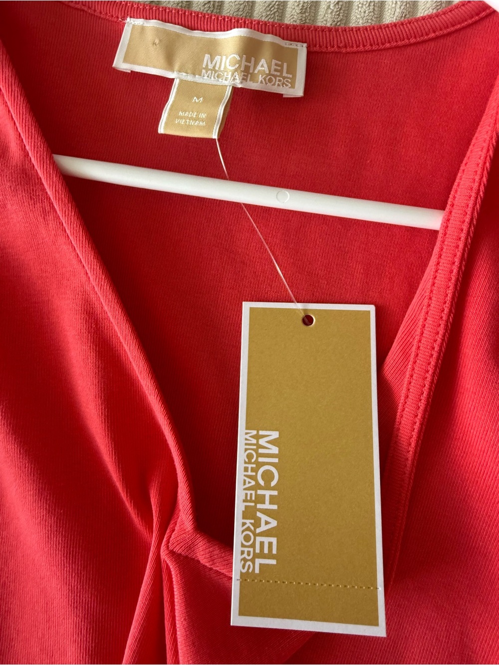 NWT Michael Kors, orange V-Neck Short Sleeve Top with Shoulder Tabs, size M - Picture 8 of 12